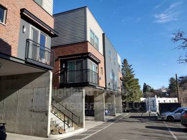 Main picture of 312 NE Maple St