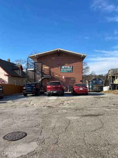 Main picture of 1918 S 29th Cir