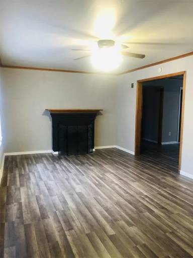 Main picture of 2800 E 61st St
