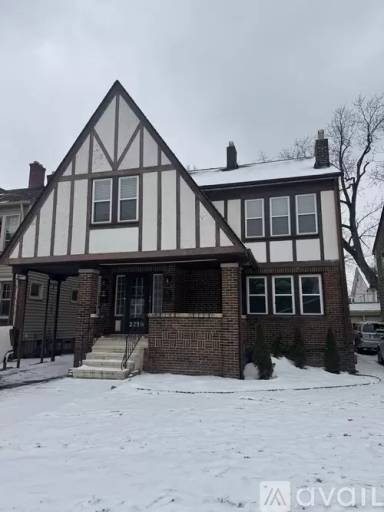 Main picture of 2258 Northland Ave