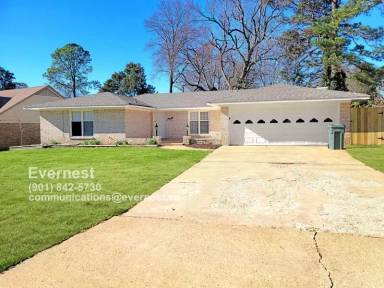 Main picture of 8287 Farmington Dr E