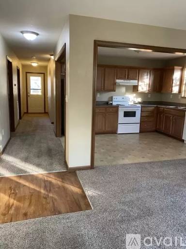 Main picture of 603 W Royle St