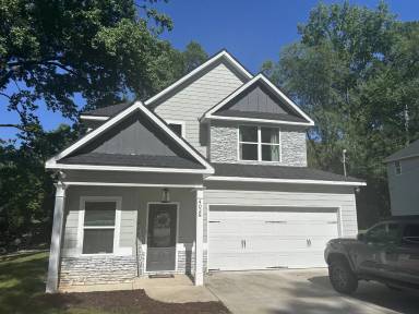 Main picture of 4028 Valley Rd