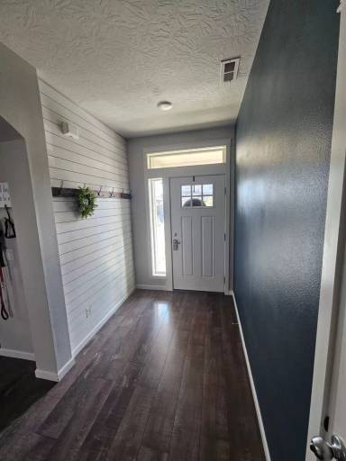 Main picture of 4449 Bounty Pl NE