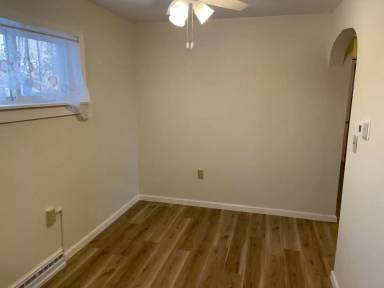 Main picture of 120 E Elder St