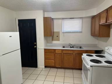 Main picture of 48 Crescent Dr