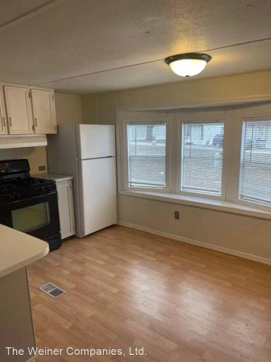 Main picture of 361 North Dr