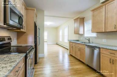 Main picture of 391-393 Washington St Apartments