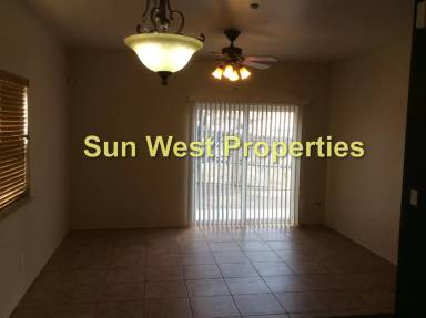 Main picture of 3896 N Butler Ave