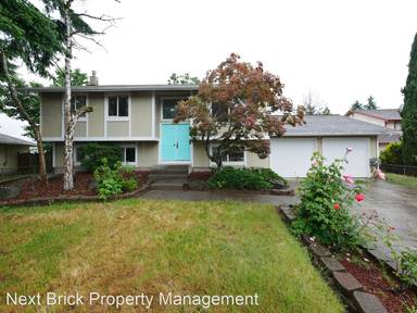 Main picture of 2401 17th St SE