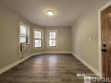 Main picture of 428-438 W Belden Ave