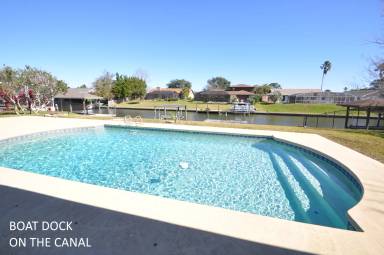 Main picture of 4 Claridge Ct S