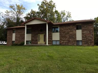 Main picture of 626 Sycamore Cir