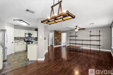 Main picture of 208 Rock Hound Ln