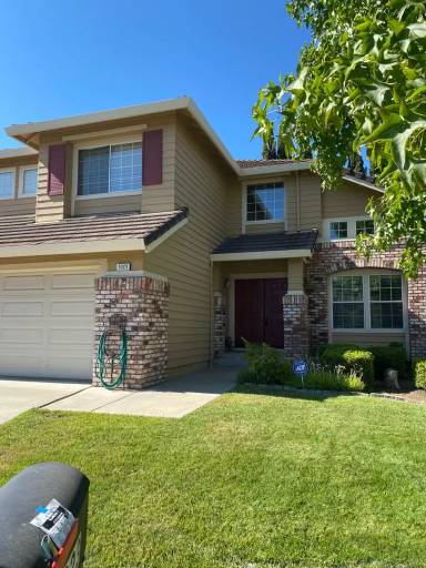 Main picture of 1023 New Holland Ct