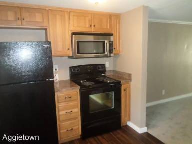 Main picture of 215 Ridge 212 Westwood