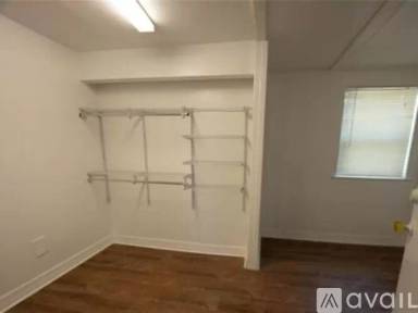 Main picture of 6601 Hillcrest Ave
