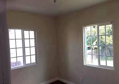 Main picture of 3680 Voltaire St