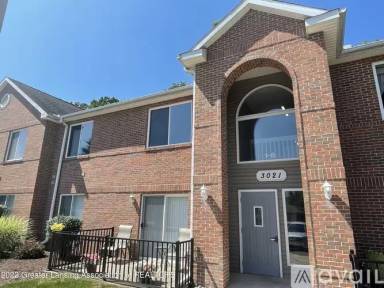 Main picture of 3021 Birch Row Dr