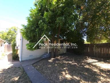 Main picture of 227 1/2 Donner Ave