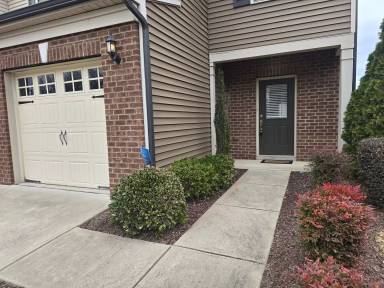 Main picture of 111 Tuftin Dr