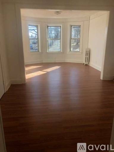 Main picture of 280 Belleville Ave