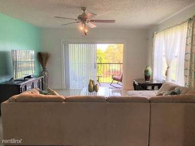 Main picture of 6001 N Falls Circle Dr