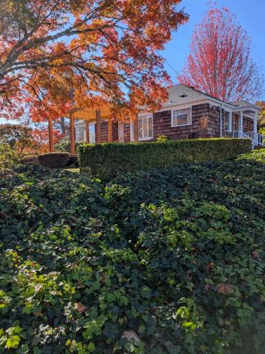 Main picture of 963 Parkway Dr NW