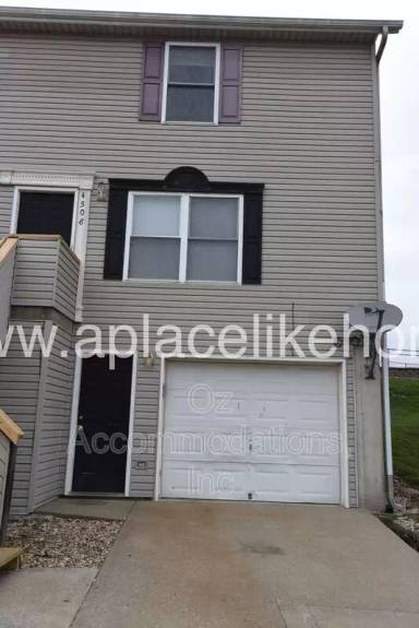 Main picture of 4508 NW 57th St