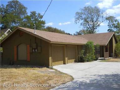 Main picture of 3305 S Oak Dr