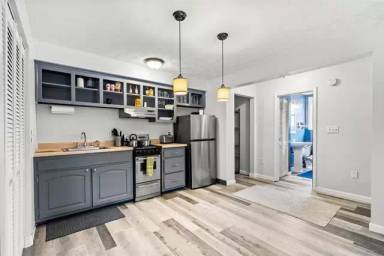 Main picture of 36 Ernest Ave