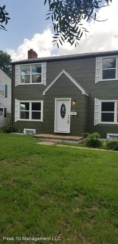 Main picture of 2403 E Wilma St