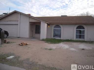 Main picture of 1700 W Cortez Cir