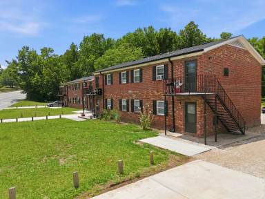 Main picture of 2107 Charles St