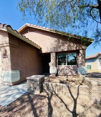 Main picture of 8315 N Rocky View Ln