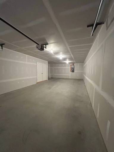 Main picture of 8 Meredith Way