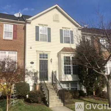 Main picture of 25 Baltic Ln