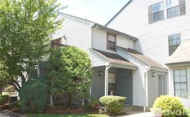 Main picture of 1102 Woodbridge Commons Way