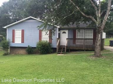 Main picture of 209 Dolphin Cir
