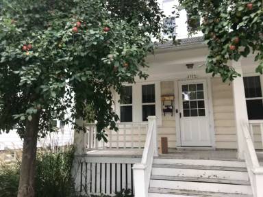 Main picture of 1727 E Morgan Ave