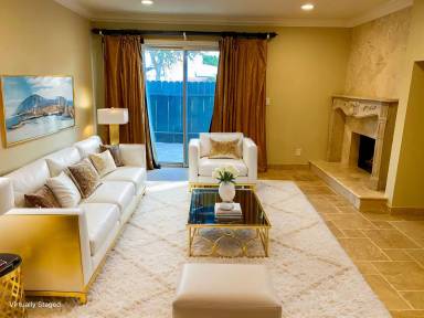 Main picture of 5307 N Barranca Ave