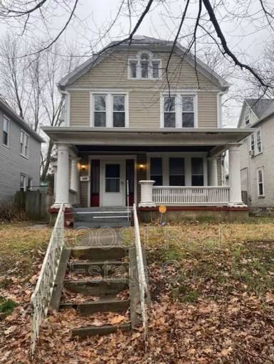 Main picture of 105 Rockwood Ave