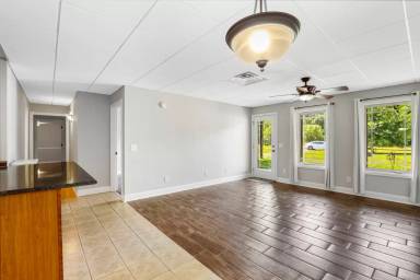 Main picture of 6405 N Pinson Rd