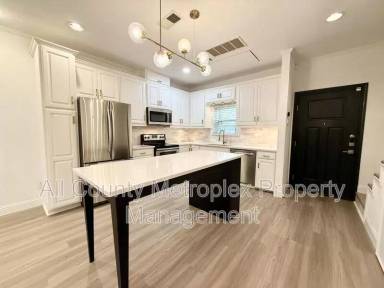 Main picture of 2727 Shelby Ave