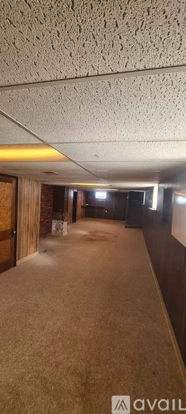Main picture of 1428 S 58th St
