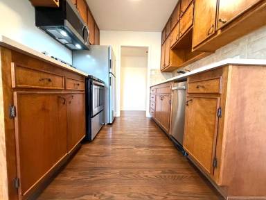 Main picture of 1704 Castle Ct