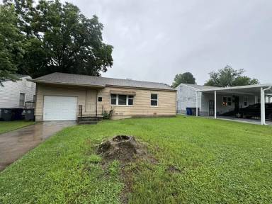 Main picture of 6245 E Marshall St