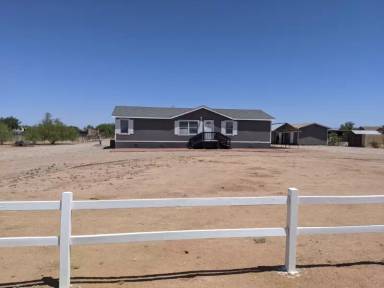 Main picture of 10438 E Bella Ln