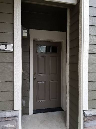 Main picture of 18465 SW Stepping Stone Dr