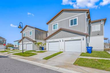 Main picture of Whitney Place Townhomes